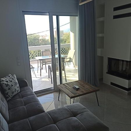 Cyclops Luxury Apartments Igoumenitsa Bagian luar foto